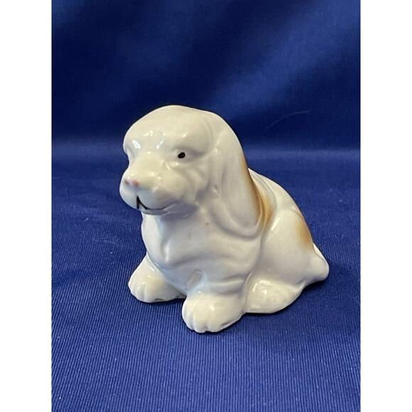 Vintage Pair of Porcelain Tan and White Hound Dog Figurine - Picture 7 of 11